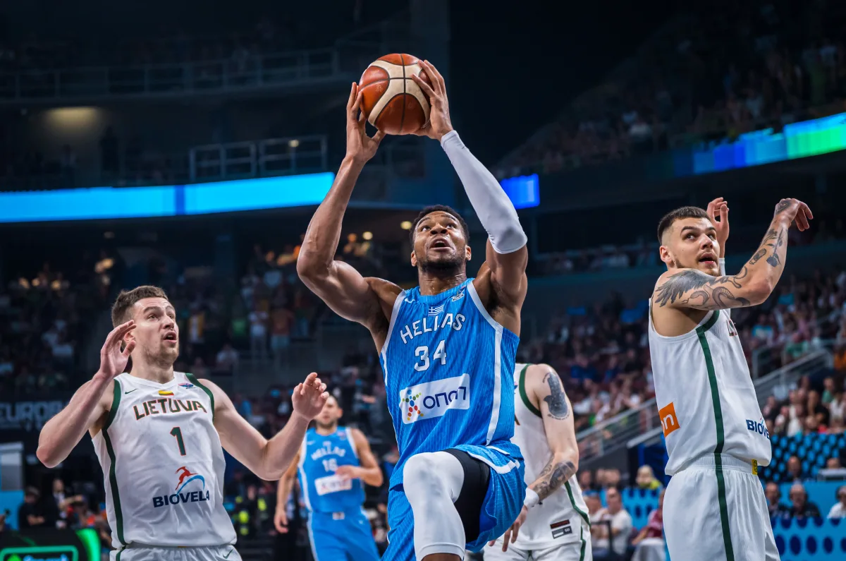 英雄联盟游戏官网-包含巴塞罗那复出首秀备战CBA常规赛奥兰多魔术止住颓势备战NBA季后赛，现场解说直呼：窗口期费城76人外线爆发的词条